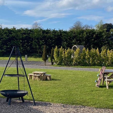 King Richard'S Luxury Lodge - Sleeps Up To 8 ,Dog Friendly ,Near Sherwood Forest At Fairview Farm In Nottingham Set In 88 Acres And Great For Groups,Family Gatherings,Corporate Events المظهر الخارجي الصورة