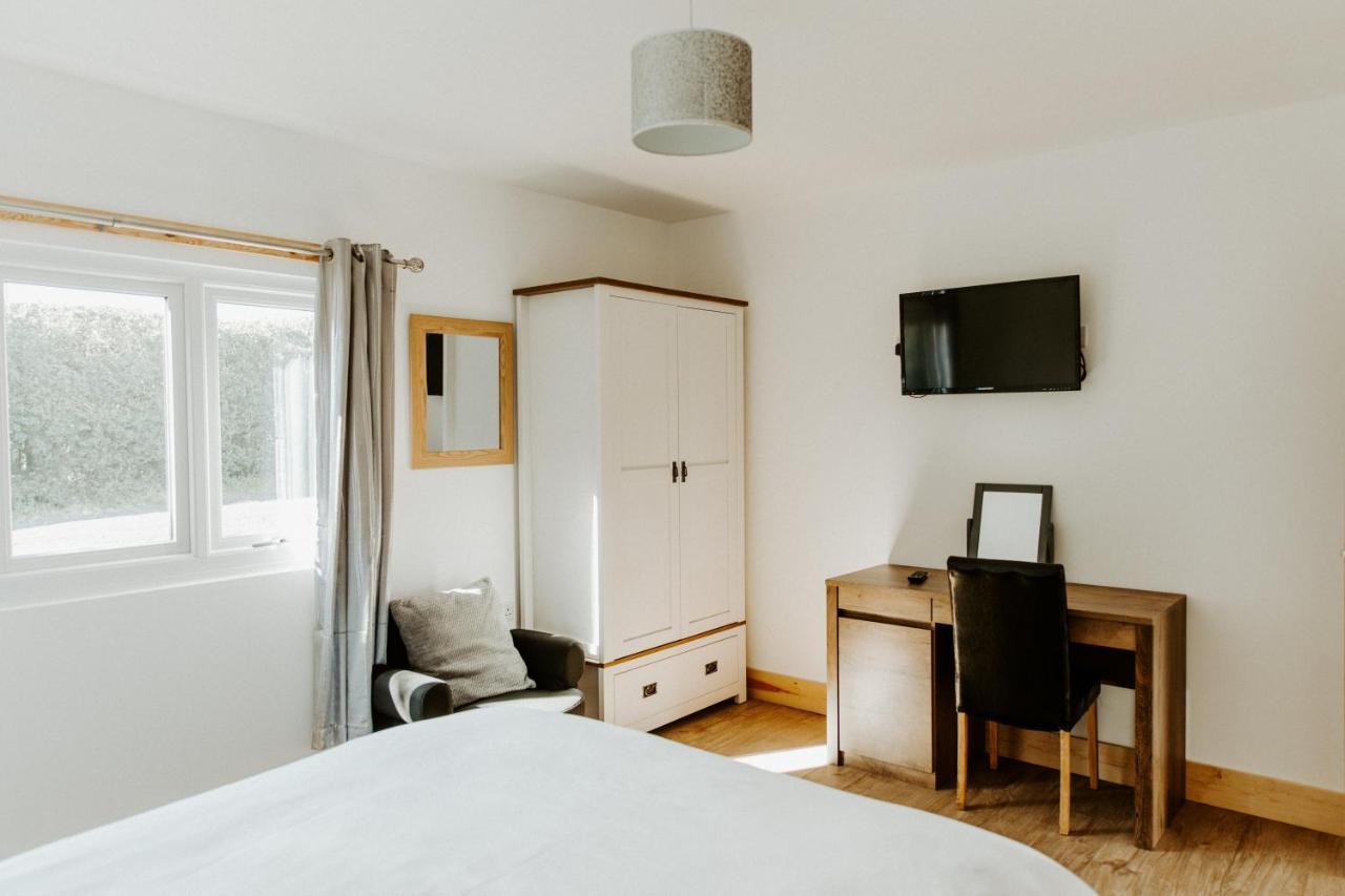 King Richard'S Luxury Lodge - Sleeps Up To 8 ,Dog Friendly ,Near Sherwood Forest At Fairview Farm In Nottingham Set In 88 Acres And Great For Groups,Family Gatherings,Corporate Events المظهر الخارجي الصورة
