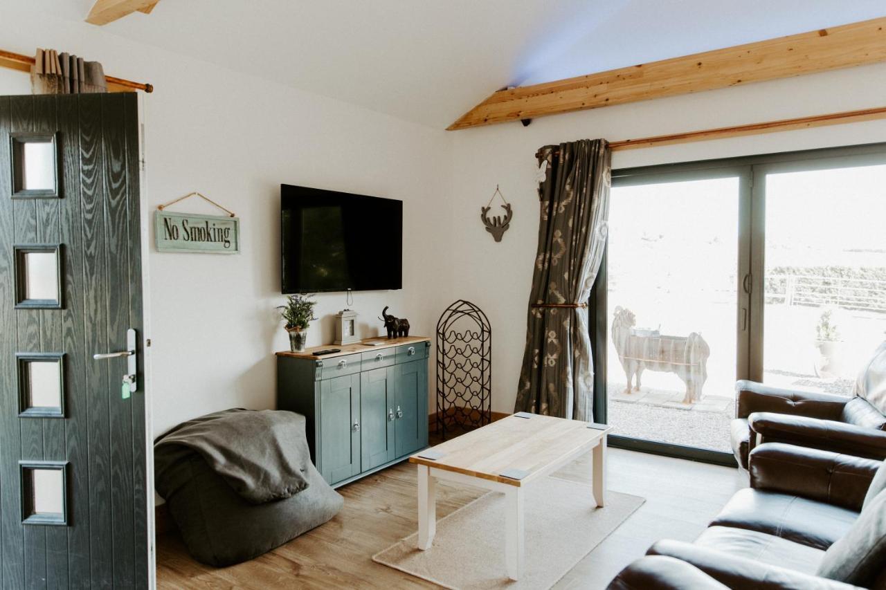 King Richard'S Luxury Lodge - Sleeps Up To 8 ,Dog Friendly ,Near Sherwood Forest At Fairview Farm In Nottingham Set In 88 Acres And Great For Groups,Family Gatherings,Corporate Events المظهر الخارجي الصورة