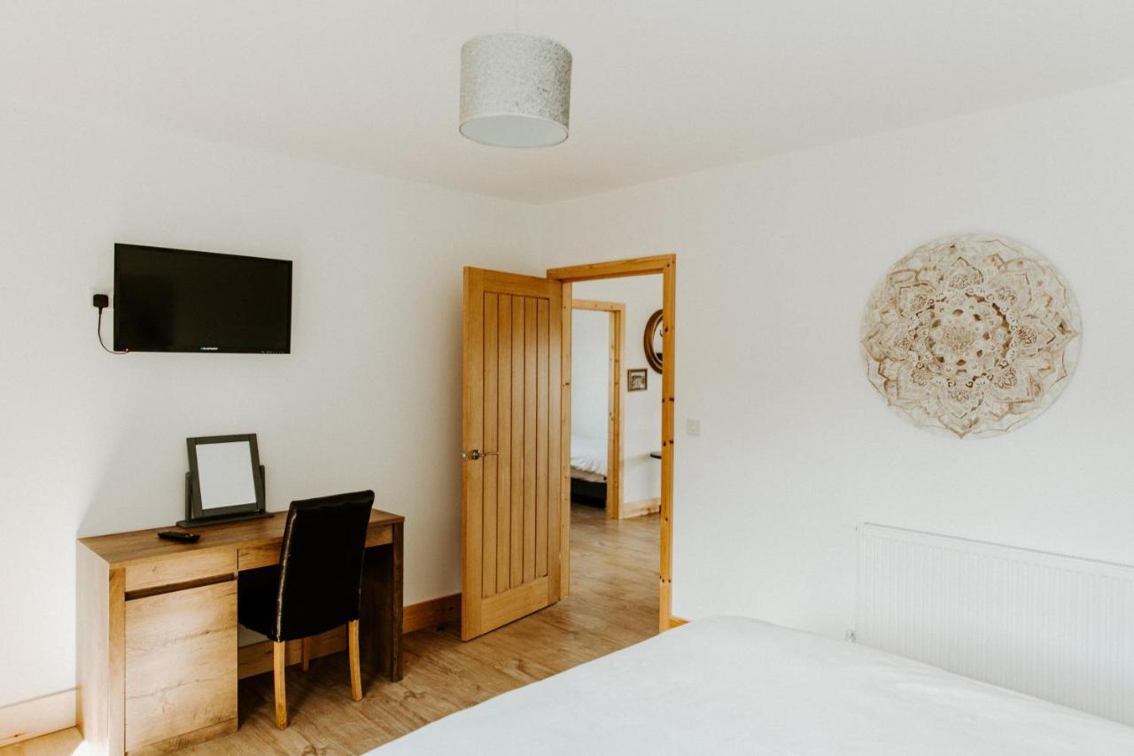 King Richard'S Luxury Lodge - Sleeps Up To 8 ,Dog Friendly ,Near Sherwood Forest At Fairview Farm In Nottingham Set In 88 Acres And Great For Groups,Family Gatherings,Corporate Events المظهر الخارجي الصورة