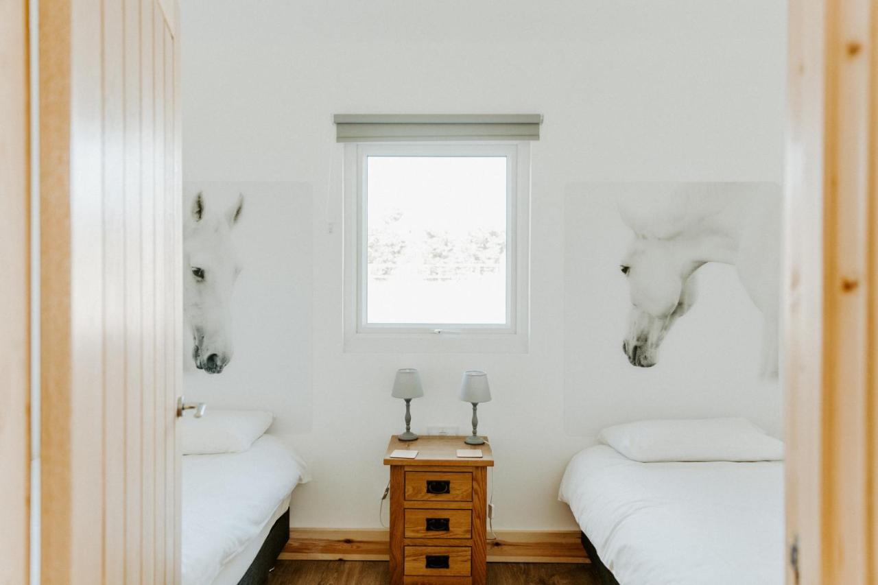 King Richard'S Luxury Lodge - Sleeps Up To 8 ,Dog Friendly ,Near Sherwood Forest At Fairview Farm In Nottingham Set In 88 Acres And Great For Groups,Family Gatherings,Corporate Events المظهر الخارجي الصورة