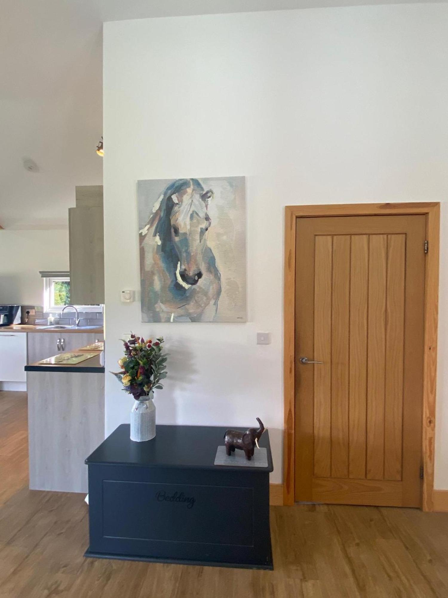 King Richard'S Luxury Lodge - Sleeps Up To 8 ,Dog Friendly ,Near Sherwood Forest At Fairview Farm In Nottingham Set In 88 Acres And Great For Groups,Family Gatherings,Corporate Events المظهر الخارجي الصورة